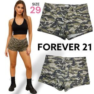 Forever 21 Women's Camouflage Flat Front Cuffed Jean Shorts Green Black Size 29
